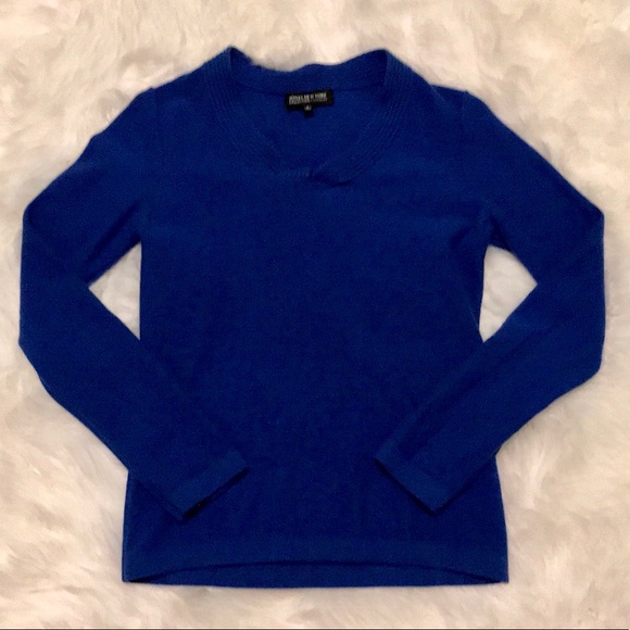 Jones New York Cashmere Royal Blue Sweater Jones New York Cashmere Royal Blue Sweater